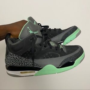 Air Jordan Son Of Mars Low Green Glow 